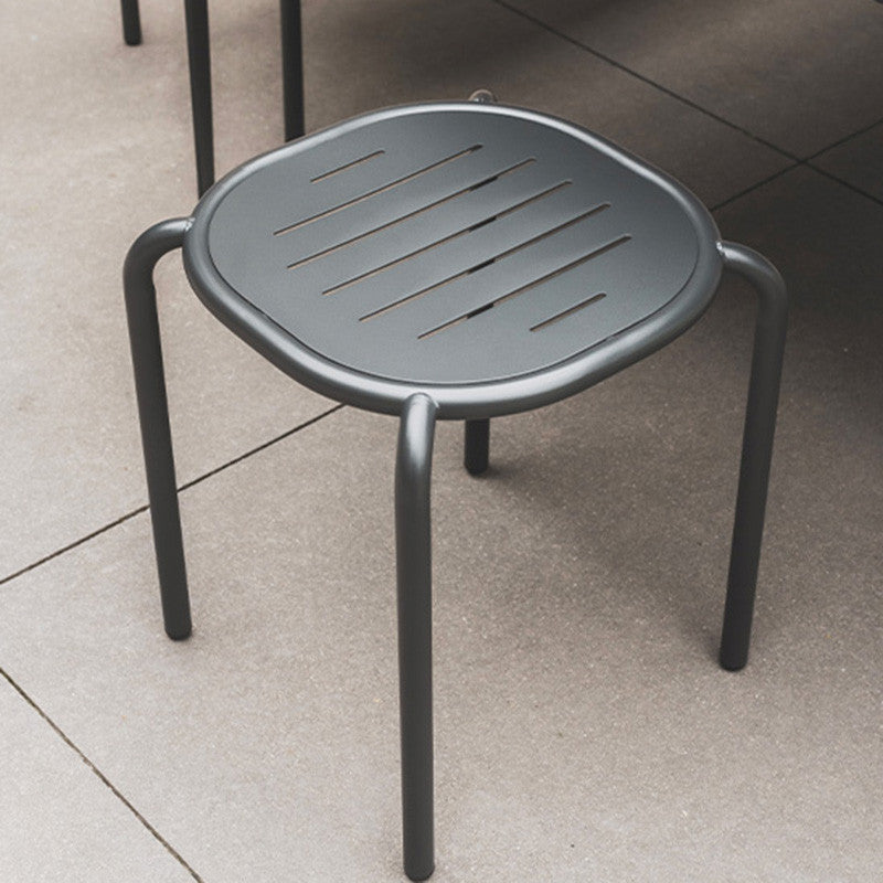 Hyphen Stool